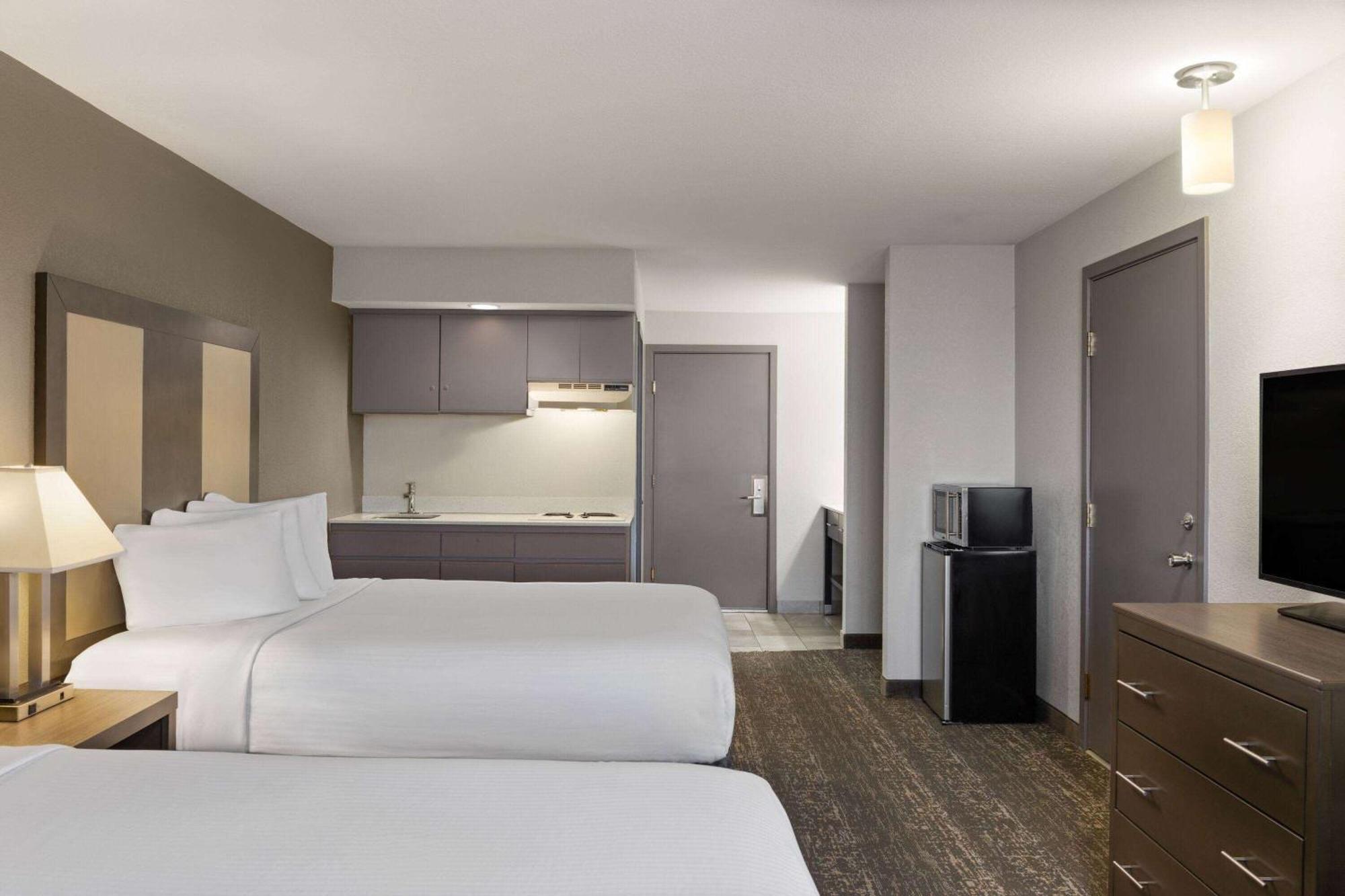Baymont By Wyndham Moses Lake Extérieur photo