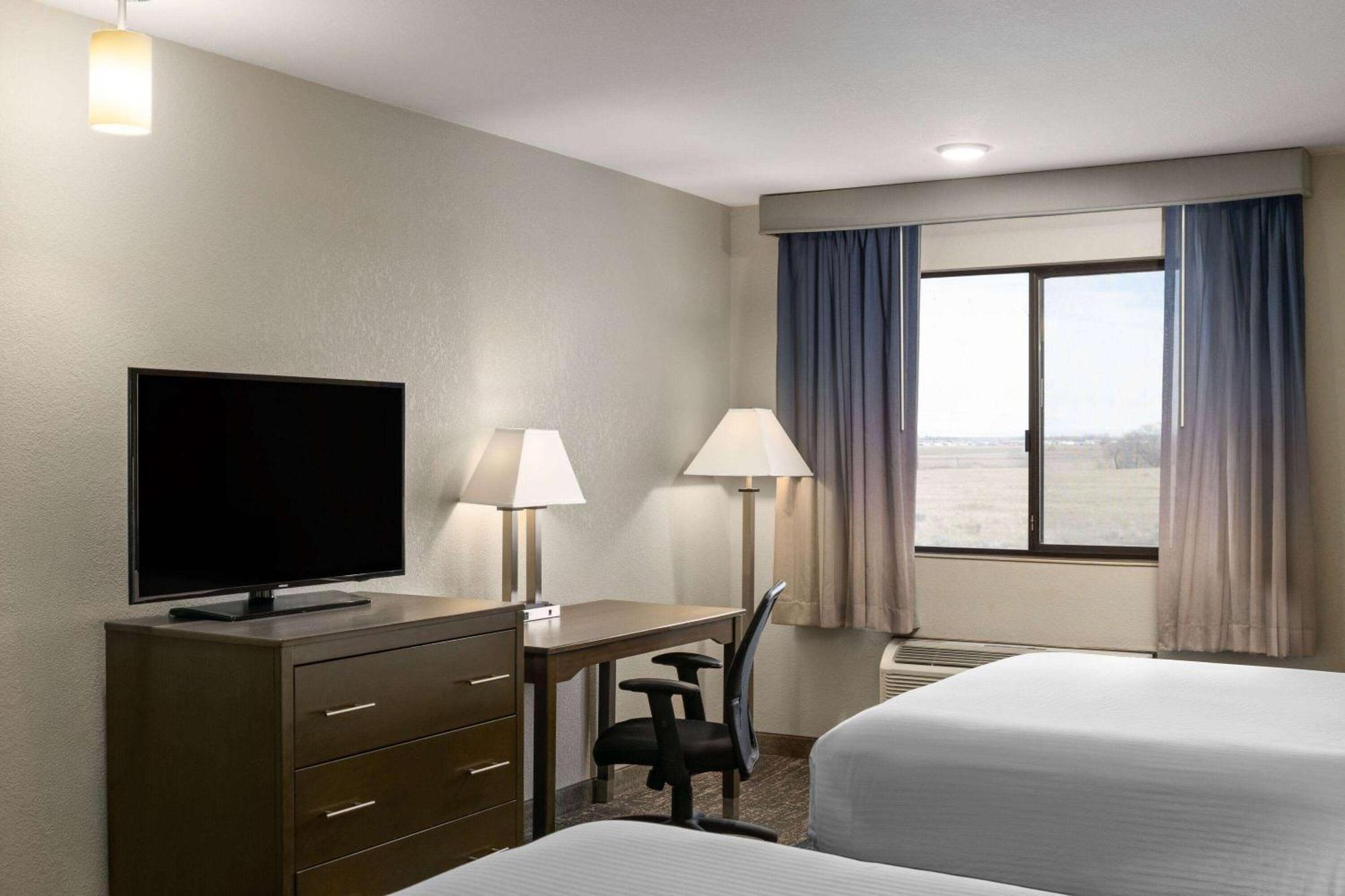 Baymont By Wyndham Moses Lake Extérieur photo