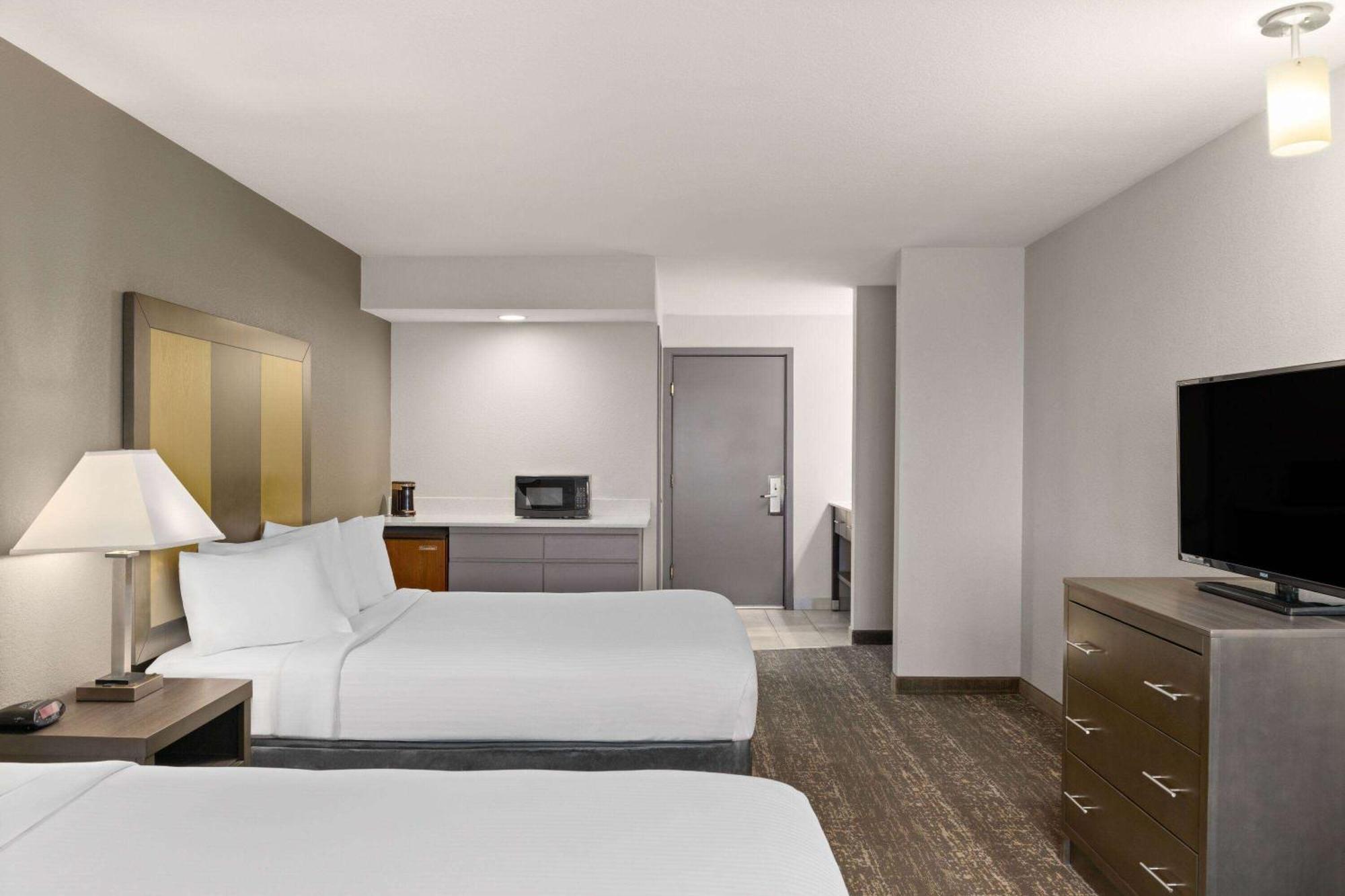 Baymont By Wyndham Moses Lake Extérieur photo