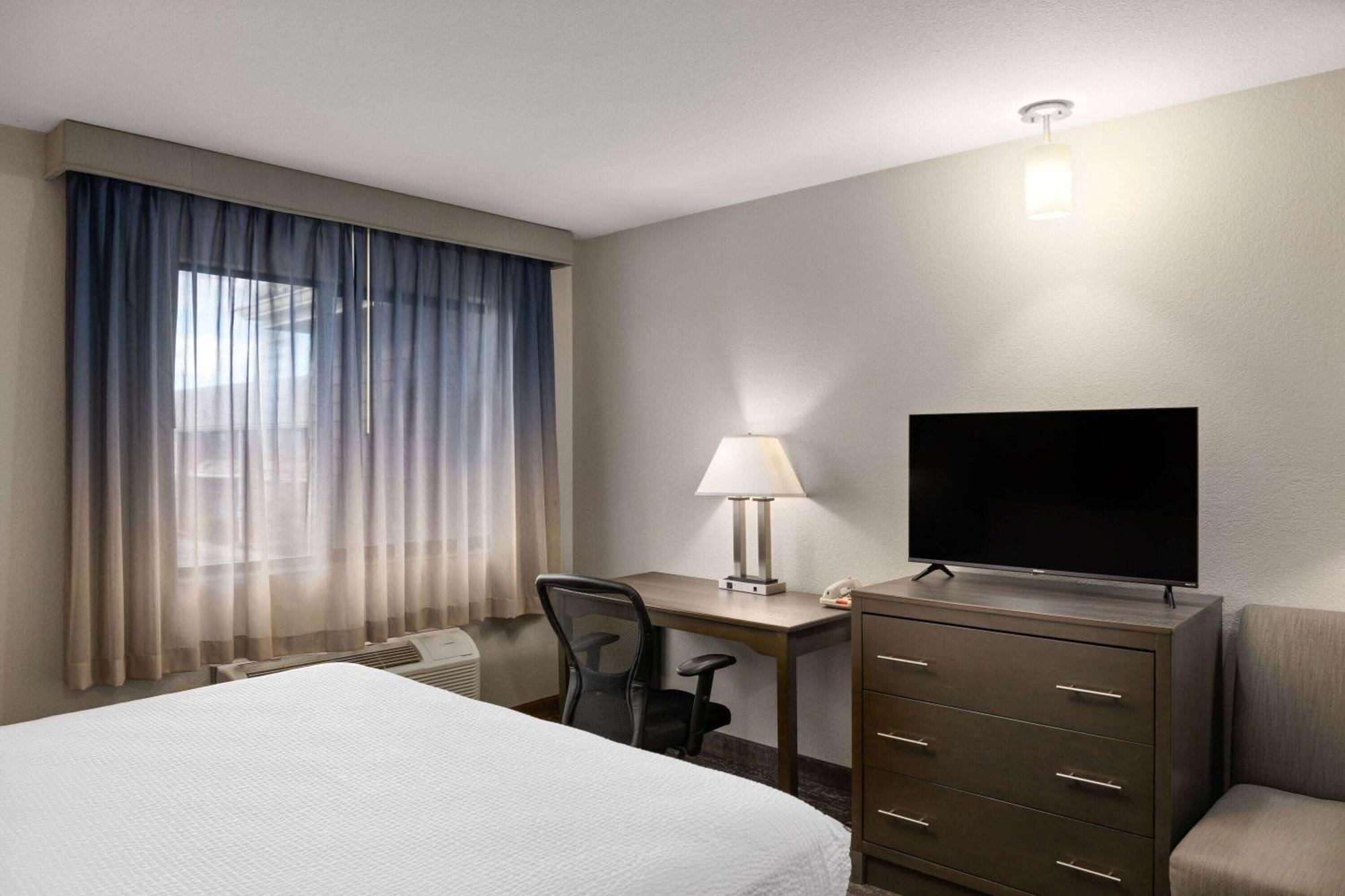 Baymont By Wyndham Moses Lake Extérieur photo