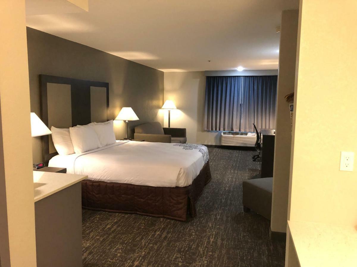 Baymont By Wyndham Moses Lake Extérieur photo